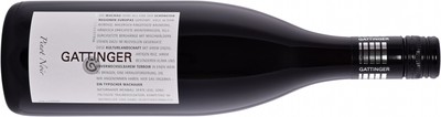 The Pinot Noir is certainly the most difficult, expensive but also most interesting grape. Our regional soil provides the best basis for this red wine which convinces through strong mineral aromas and a warming character.